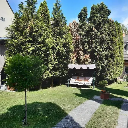 Hotel Mokka Apartman Eger