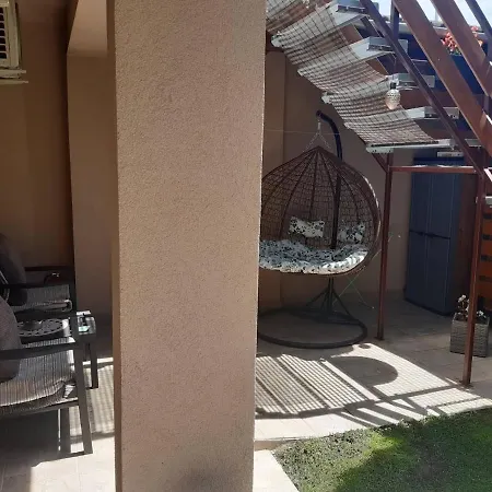 Готель Mokka Apartman Еґер