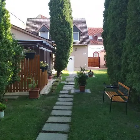 Mokka Apartman * Еґер