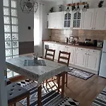 Mokka Apartman Hotel *