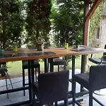 Mokka Apartman Hotel