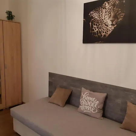 Mokka Apartman * Эгер
