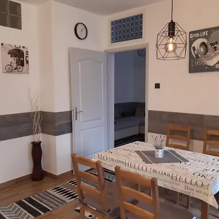 Mokka Apartman * Эгер