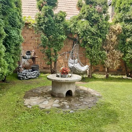 Mokka Apartman Эгер