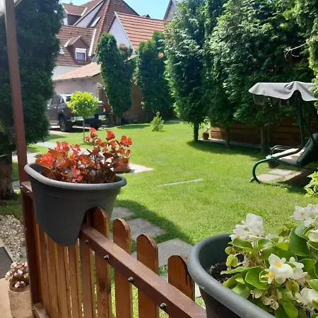 Отель Mokka Apartman