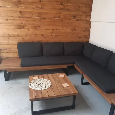 Mokka Apartman Отель
