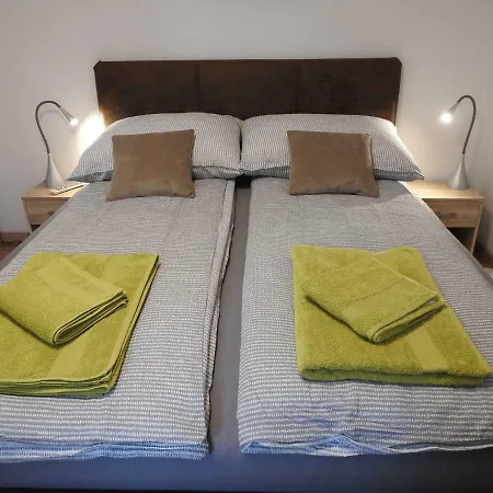 Отель Mokka Apartman