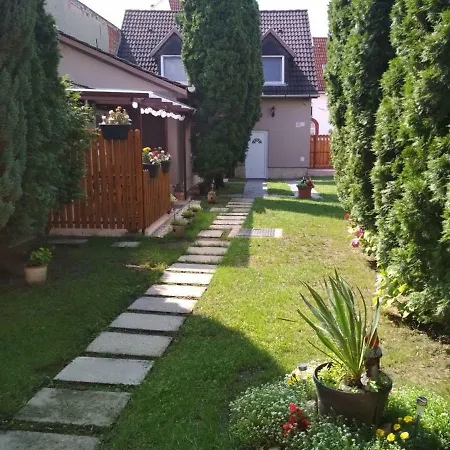 Отель Mokka Apartman *