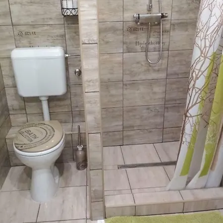 Отель Mokka Apartman Эгер