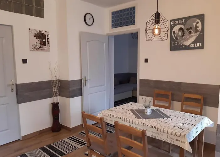 Mokka Apartman * Eger