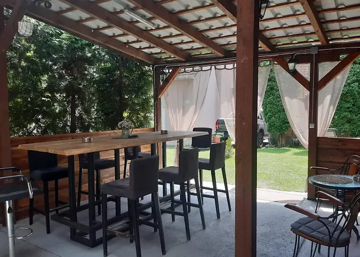 Mokka Apartman * Eger